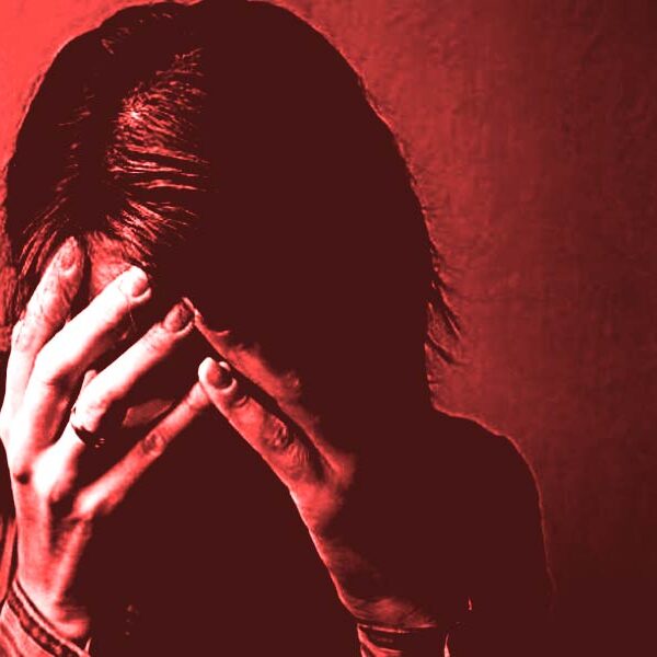 বারাসতে নাবালিকা কন্যা সন্তানের মা, ধর্ষণের অভিযোগ তৃণমূল…