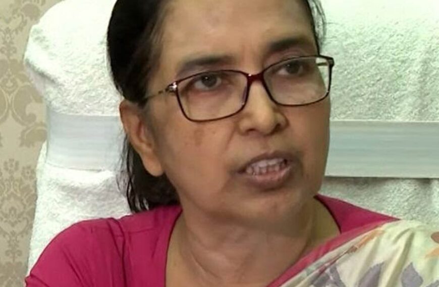 কলকাতা বিশ্ববিদ্যালয় পরীক্ষা অনির্দিষ্ট, TMCP-র প্রতিষ্ঠাদিবসে তৃণমূল ছাত্র পরিষদের চাপ সত্ত্বেও উপাচার্য সিদ্ধান্তে অনড়