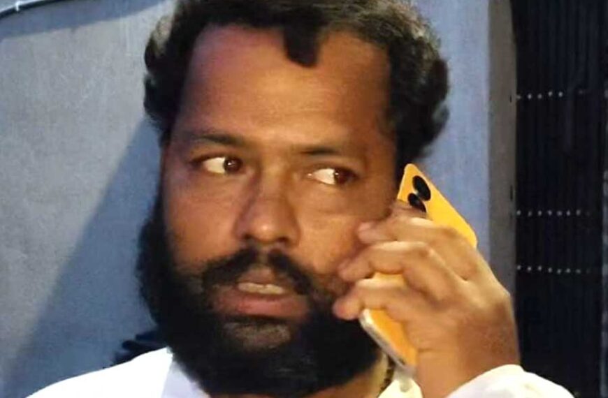 চাকরিহারা শিক্ষক সুমন বিশ্বাসের সাফ হুঁশিয়ারি, পরীক্ষায় বসবেন না, ১লা সেপ্টেম্বর এসএসসি ভবনে অভিযানের ডাক