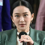 ফোনালাপ ফাঁসের জেরে বিপদে শিনাবাত্রা, শত্রু দেশের নেতার সঙ্গে যোগাযোগ অভিযোগে তাইল্যান্ডের সাংবিধানিক আদালতে প্রধানমন্ত্রীর বরখাস্ত