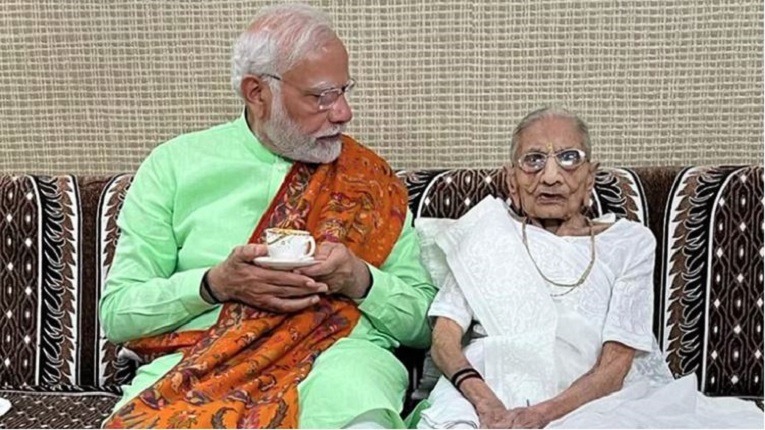 বিহার ভোটে বিতর্কের ঝড়! রাহুল-তেজস্বীর মঞ্চ থেকে নরেন্দ্র…