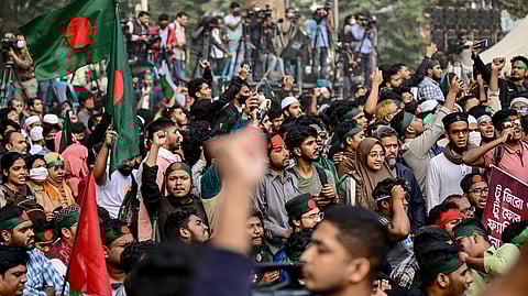 বাংলাদেশে এবার উল্টোপুরান, ছাত্র আন্দোলন…