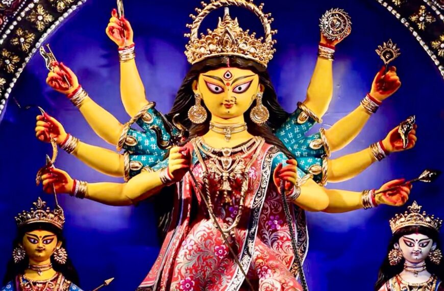 দুর্গাপুজোর কলকাতার ‘প্রিভিউ শো’; মহালয়ার…