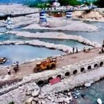 মাত্র ১৬ দিনে নির্মাণ: দুধিয়ায় প্রস্তুত ৪৬৮ মিটার হিউম পাইপ ব্রিজ