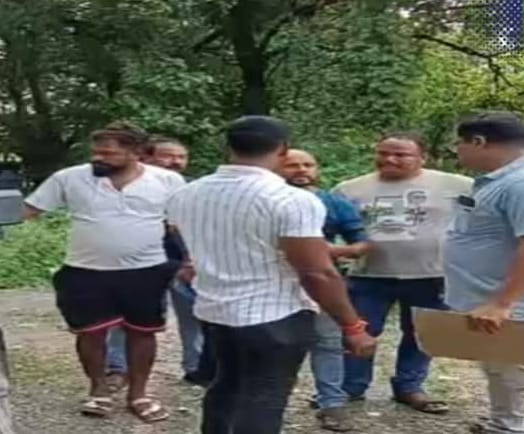 শিলিগুড়িতে ৩০০ গ্রাম ব্রাউন সুগারসহ তিন কুখ্যাত দুষ্কৃতী&hellip;