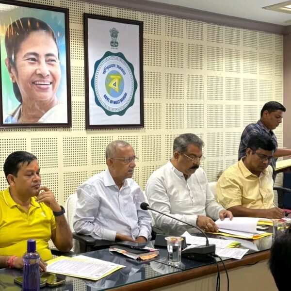 শিলিগুড়িতে এম এম আইসিদের মিটিং মেয়রের কথায় উন্নয়নের&hellip;