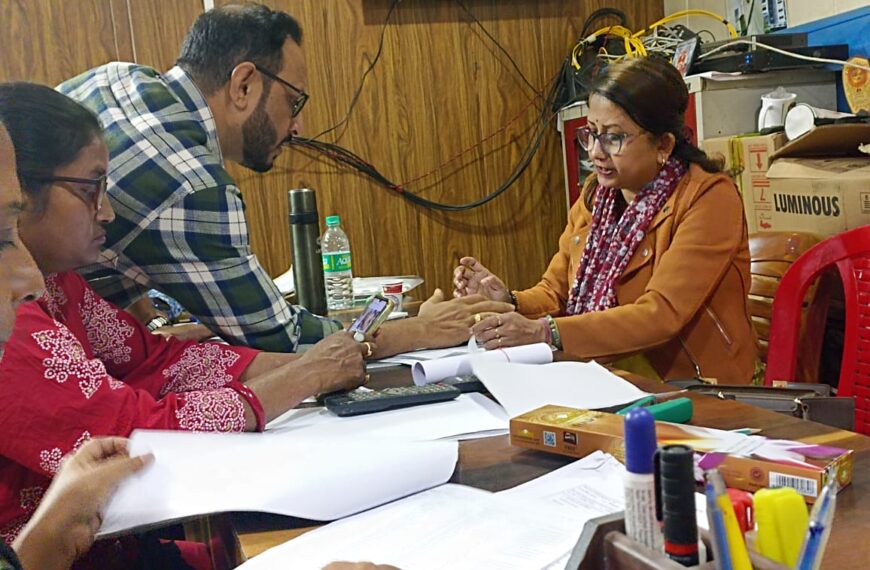 এস আই আর অক্লান্ত পরিশ্রম করে চলেছেন ১৪নং ওয়ার্ড কাউন্সিলর শ্রাবনী দত্ত