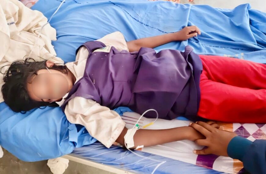 গলসিতে সর্পদংশনে স্কুলছাত্রীর মর্মান্তিক মৃত্যু, শোকের ছায়া গ্রামে…