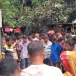 বাংলাদেশের টাঙ্গাইলে ছাগল উদ্ধার করতে গিয়ে সেফটি ট্যাংকের মধ্যে প্রাণ গেল চার জনের।